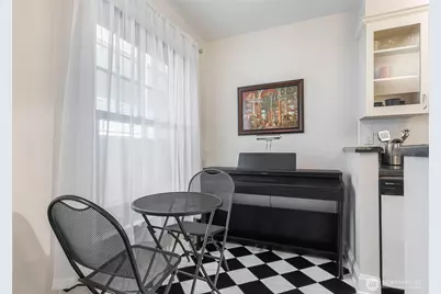 408 Bellevue Avenue E #201, Seattle, WA 98102 - Photo 13