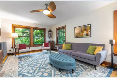 408 Bellevue Avenue E #201, Seattle, WA 98102 - Photo 5