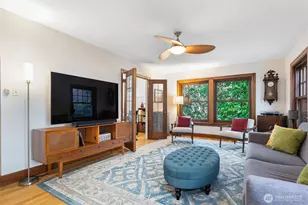 408 Bellevue Ave E, Seattle, WA 98102 - Photo 3