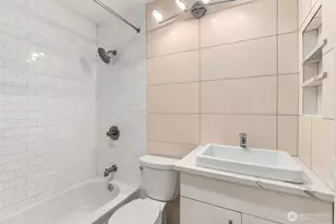 2670 118th Ave SE, Bellevue, WA 98005 - Photo 19