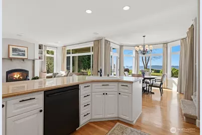 13002 Marine Drive, Marysville, WA 98271 - Photo 7
