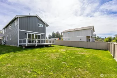 225 N 54th Place, Mount Vernon, WA 98273 - Photo 35