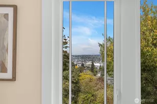 806 W Fulton St, Seattle, WA 98119 - Photo 23