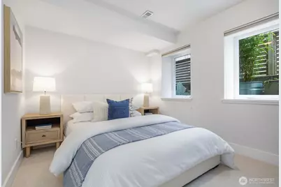 806 W Fulton Street, Seattle, WA 98119 - Photo 31