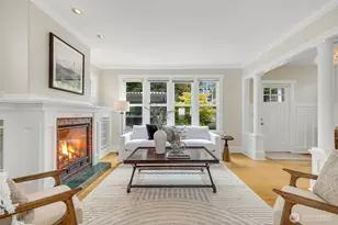 806 W Fulton St, Seattle, WA 98119 - Photo 9