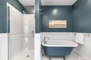806 W Fulton St, Seattle, WA 98119 - Photo 27