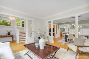 806 W Fulton St, Seattle, WA 98119 - Photo 7