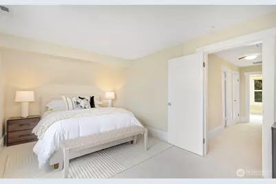 806 W Fulton Street, Seattle, WA 98119 - Photo 21