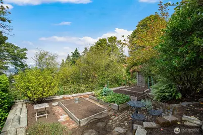 806 W Fulton Street, Seattle, WA 98119 - Photo 35
