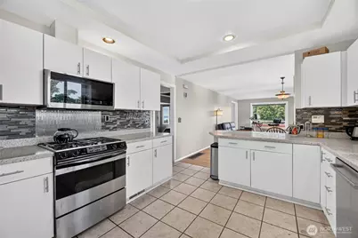 [Address not provided], Seattle, WA 98116 - Photo 13