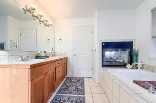 17016 27th St E, Lake Tapps, WA 98391 - Photo 21