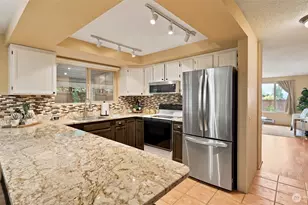 17630 86th Ave NE, Bothell, WA 98011 - Photo 13