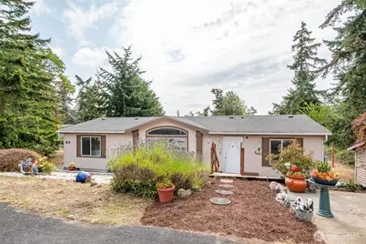 819 Gabrielson Road, Oak Harbor, WA 98277 - Photo 5