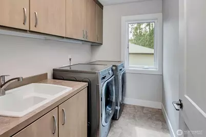 16013 SE 140th Street, Renton, WA 98059 - Photo 29