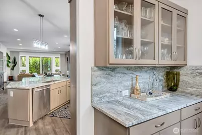 16013 SE 140th Street, Renton, WA 98059 - Photo 9