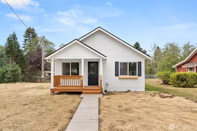 860 Ludington Avenue, Raymond, WA 98577 - Photo 1