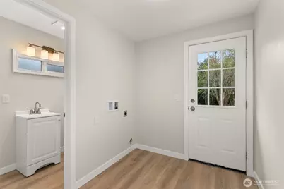 860 Ludington Avenue, Raymond, WA 98577 - Photo 17