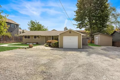 1008 Logan Road, Lynnwood, WA 98036 - Photo 3