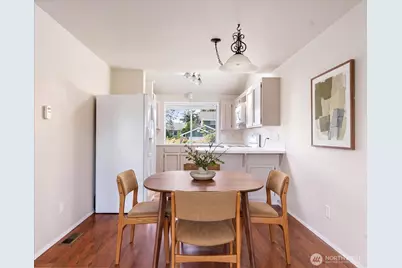 280 Nunan Loop #2, Oak Harbor, WA 98277 - Photo 11