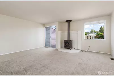 280 Nunan Loop #2, Oak Harbor, WA 98277 - Photo 7