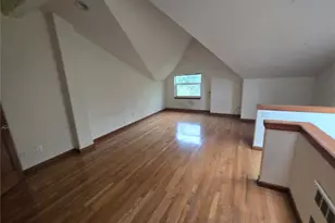 6819 Weedin Pl NE, Seattle, WA 98115 - Photo 11