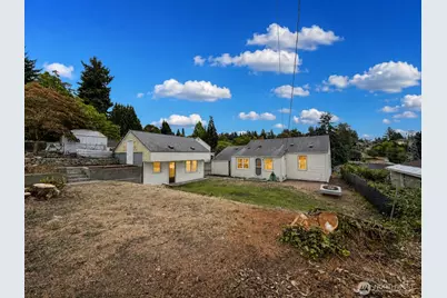 574 Bronson Way NE, Renton, WA 98056 - Photo 27