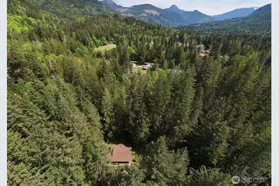 7375 Mt Baker Highway, Deming, WA 98244 - Photo 35