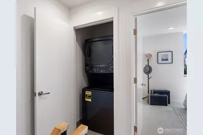 2314 Thorndyke Avenue W #B, Seattle, WA 98199 - Photo 21
