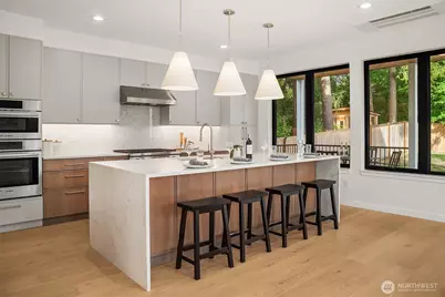 6214 40th Avenue NE, Seattle, WA 98115 - Photo 11