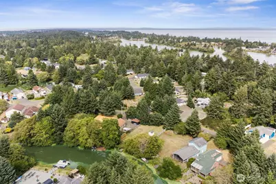 711 Albion Avenue SE, Ocean Shores, WA 98569 - Photo 17