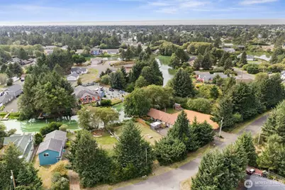 711 Albion Avenue SE, Ocean Shores, WA 98569 - Photo 3
