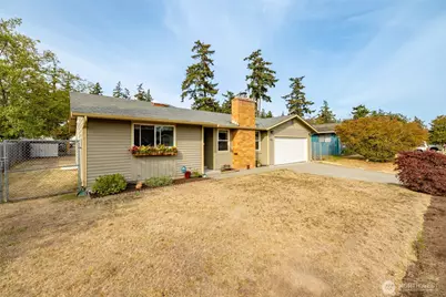 566 NW 7th Avenue, Oak Harbor, WA 98277 - Photo 3