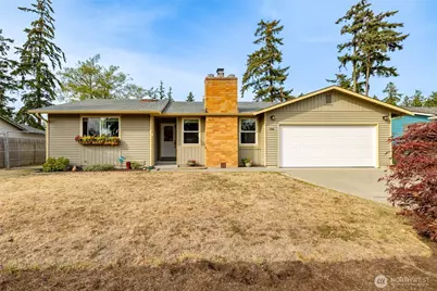 566 NW 7th Avenue, Oak Harbor, WA 98277 - Photo 1