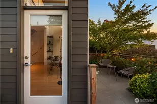 4121 SW Edmunds St, Seattle, WA 98116 - Photo 3