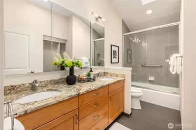 7803 89th Place SE, Mercer Island, WA 98040 - Photo 23