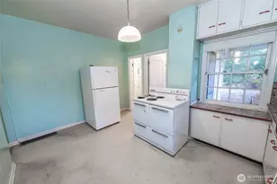 40 NW B St, College Place, WA 99324 - Photo 13