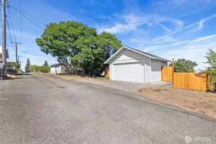 1616 W 7th St, Port Angeles, WA 98363 - Photo 35