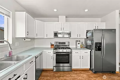 3108 Rosewood Street, Mount Vernon, WA 98273 - Photo 5