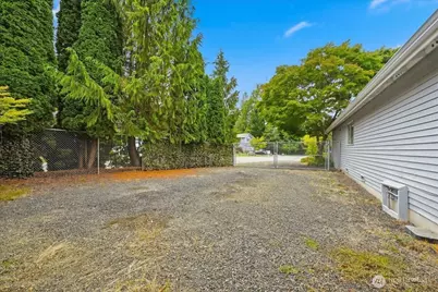 11825 Meridian Place SE, Lake Stevens, WA 98258 - Photo 33