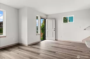 939 E 61st St, Tacoma, WA 98404 - Photo 3