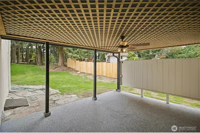 4702 Waller Road E, Tacoma, WA 98443 - Photo 27
