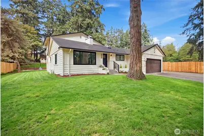 4702 Waller Road E, Tacoma, WA 98443 - Photo 33