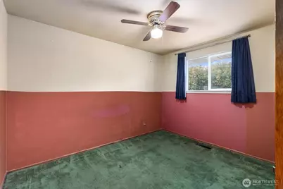 7037 E B Street, Tacoma, WA 98404 - Photo 15