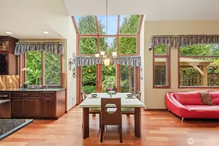 16657 SE 49th St, Bellevue, WA 98006 - Photo 13