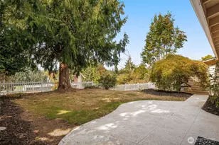 6005 121st Ave SE, Bellevue, WA 98006 - Photo 23