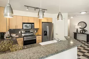 1100 106th Ave NE, Bellevue, WA 98004 - Photo 21