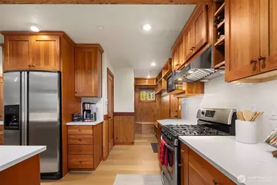 12317 176th Avenue SE, Renton, WA 98059 - Photo 9