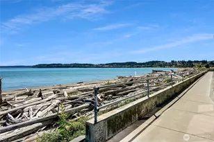 651 SE Bayshore Dr, Oak Harbor, WA 98277 - Photo 29
