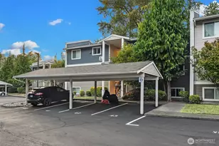 10838 E Riverside Dr, Bothell, WA 98011 - Photo 13