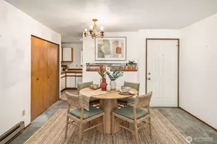10838 E Riverside Dr, Bothell, WA 98011 - Photo 15